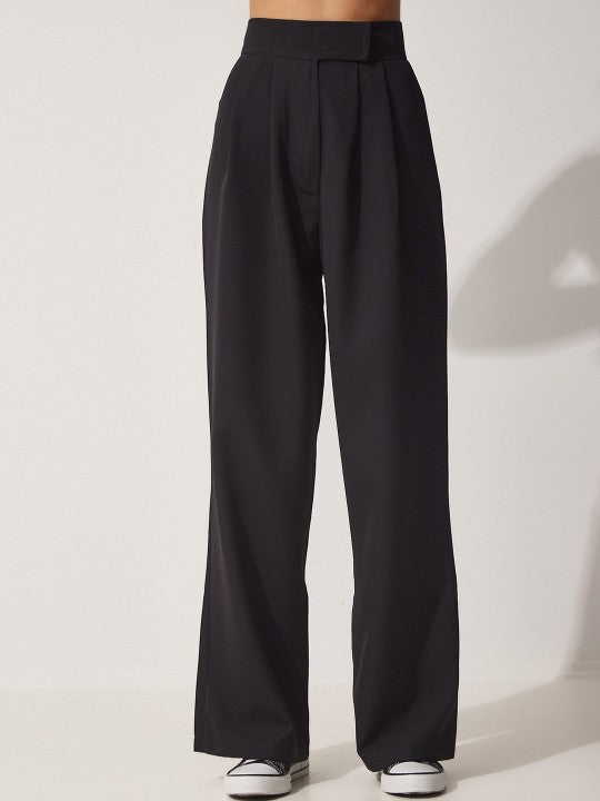 Plain Black Regular Fit Pleated Parallel Trousers